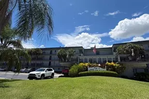 9440 SW 8th St, Boca Raton, FL 33428 - Photo 2