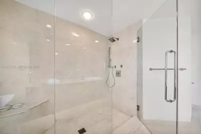 17301 Biscayne Blvd #907, North Miami Beach, FL 33160 - Photo 22