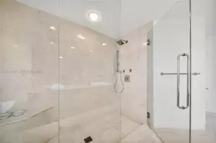 17301 Biscayne Blvd, North Miami Beach, FL 33160 - Photo 22
