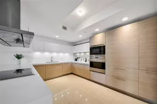 17301 Biscayne Blvd, North Miami Beach, FL 33160 - Photo 34