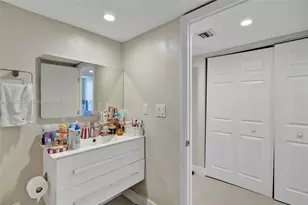20335 W Country Club Dr, Aventura, FL 33180 - Photo 20