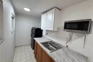 719 Glenn Pkwy, Hollywood, FL 33021 - Photo 4