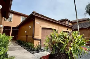 1498 Barcelona Way, Weston, FL 33327 - Photo 4