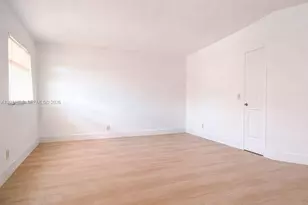 515 SE 9th St, Fort Lauderdale, FL 33316 - Photo 2