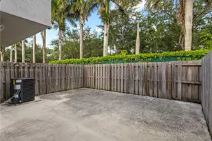 5033 NW 114th Ct, Doral, FL 33178 - Photo 8