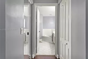 5033 NW 114th Ct, Doral, FL 33178 - Photo 14