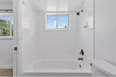 1020 94th St #301, Bay Harbor Islands, FL 33154 - Photo 16
