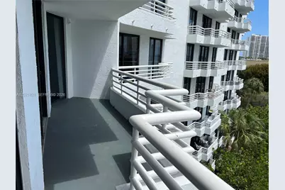 3300 NE 192nd St #616, Aventura, FL 33180 - Photo 24