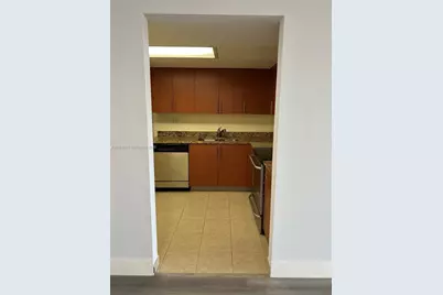 3300 NE 192nd St #616, Aventura, FL 33180 - Photo 8