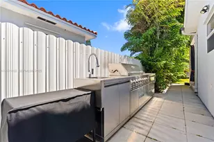 14441 S Biscayne River Rd, Miami, FL 33161 - Photo 50