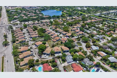 2067 Ilene Ct #2, Delray Beach, FL 33445 - Photo 16