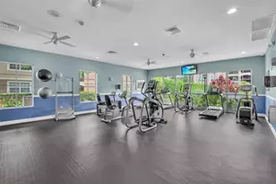 11650 SW 2nd St, Pembroke Pines, FL 33025 - Photo 20