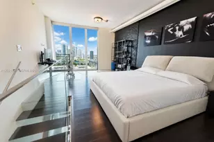 690 SW 1st Ct, Miami, FL 33130 - Photo 16