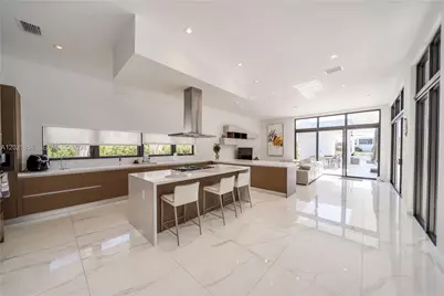 16600 Sunset Way, Weston, FL 33326 - Photo 12