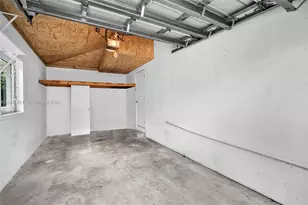 203 Ridgewood Rd, Coral Gables, FL 33133 - Photo 32
