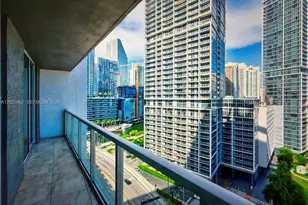 500 Brickell Ave, Miami, FL 33131 - Photo 14