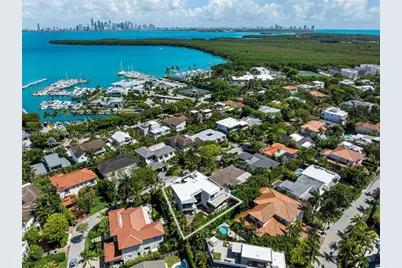 238 Buttonwood Dr, Key Biscayne, FL 33149 - Photo 12