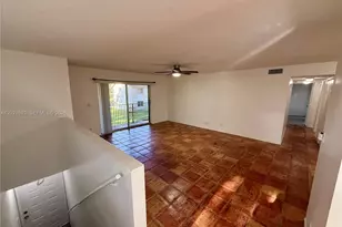 110 Gardens Dr, Pompano Beach, FL 33069 - Photo 2