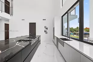 2751 NE 22nd Ct, Pompano Beach, FL 33062 - Photo 16