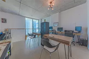 690 SW 1st Ct, Miami, FL 33130 - Photo 8