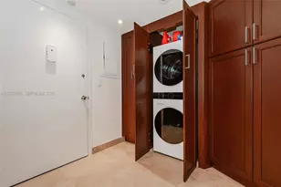 1121 Crandon Blvd, Key Biscayne, FL 33149 - Photo 14