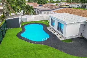 8531 NW 25th St, Sunrise, FL 33322 - Photo 14