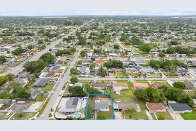 3521 NW 171st Ter, Miami Gardens, FL 33056 - Photo 24