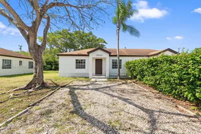 10544 SW 182nd St, Miami, FL 33157 - Photo 18