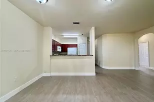 2885 SE 1st Dr, Homestead, FL 33033 - Photo 14