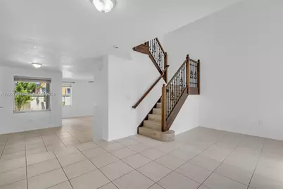 5175 NW 108th Pl, Doral, FL 33178 - Photo 4