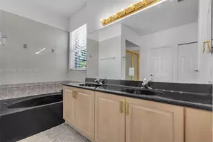 5175 NW 108th Pl, Doral, FL 33178 - Photo 16