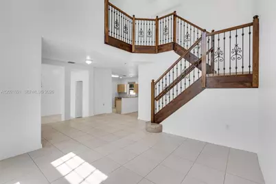 5175 NW 108th Pl, Doral, FL 33178 - Photo 6