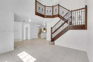 5175 NW 108th Pl, Doral, FL 33178 - Photo 6