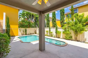 5175 NW 108th Pl, Doral, FL 33178 - Photo 2
