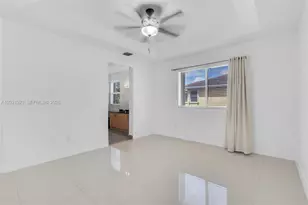 5175 NW 108th Pl, Doral, FL 33178 - Photo 14