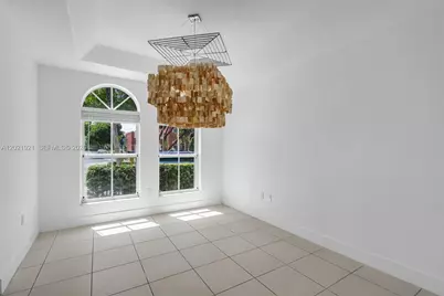 5175 NW 108th Pl, Doral, FL 33178 - Photo 10