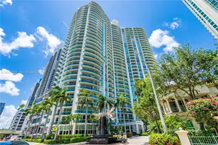 347 N New River Dr E, Fort Lauderdale, FL 33301 - Photo 14