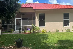 115 Kapok Crescent, Royal Palm Beach, FL 33411 - Photo 2