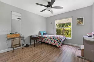 115 Kapok Crescent, Royal Palm Beach, FL 33411 - Photo 14