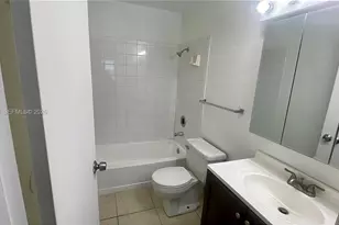4071 NW 87th Ave, Sunrise, FL 33351 - Photo 8