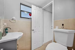 1334 Collins Ave, Miami Beach, FL 33139 - Photo 14