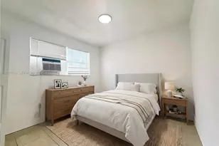 220 NW 11th Terrace, Miami, FL 33136 - Photo 6