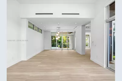 125 Hampton Ln, Key Biscayne, FL 33149 - Photo 14