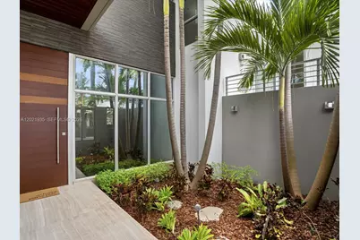 125 Hampton Ln, Key Biscayne, FL 33149 - Photo 4