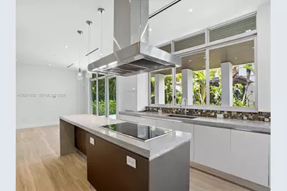 125 Hampton Ln, Key Biscayne, FL 33149 - Photo 26