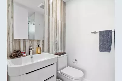 125 Hampton Ln, Key Biscayne, FL 33149 - Photo 58
