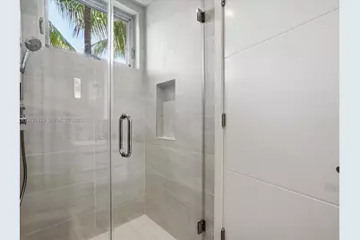 125 Hampton Ln, Key Biscayne, FL 33149 - Photo 20