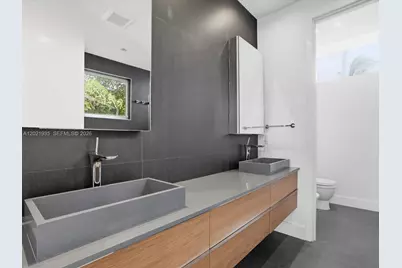 125 Hampton Ln, Key Biscayne, FL 33149 - Photo 50