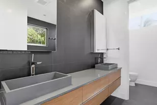 125 Hampton Ln, Key Biscayne, FL 33149 - Photo 50