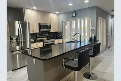 1215 NW Sun Terrace Cir, Port Saint Lucie, FL 34986 - Photo 12